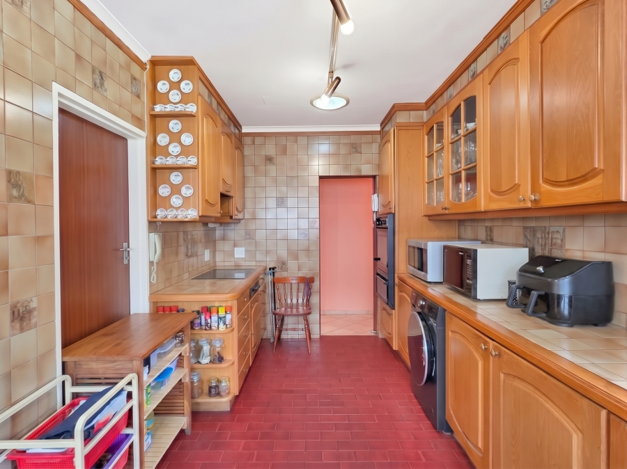 3 Bedroom Property for Sale in Constantia Western Cape